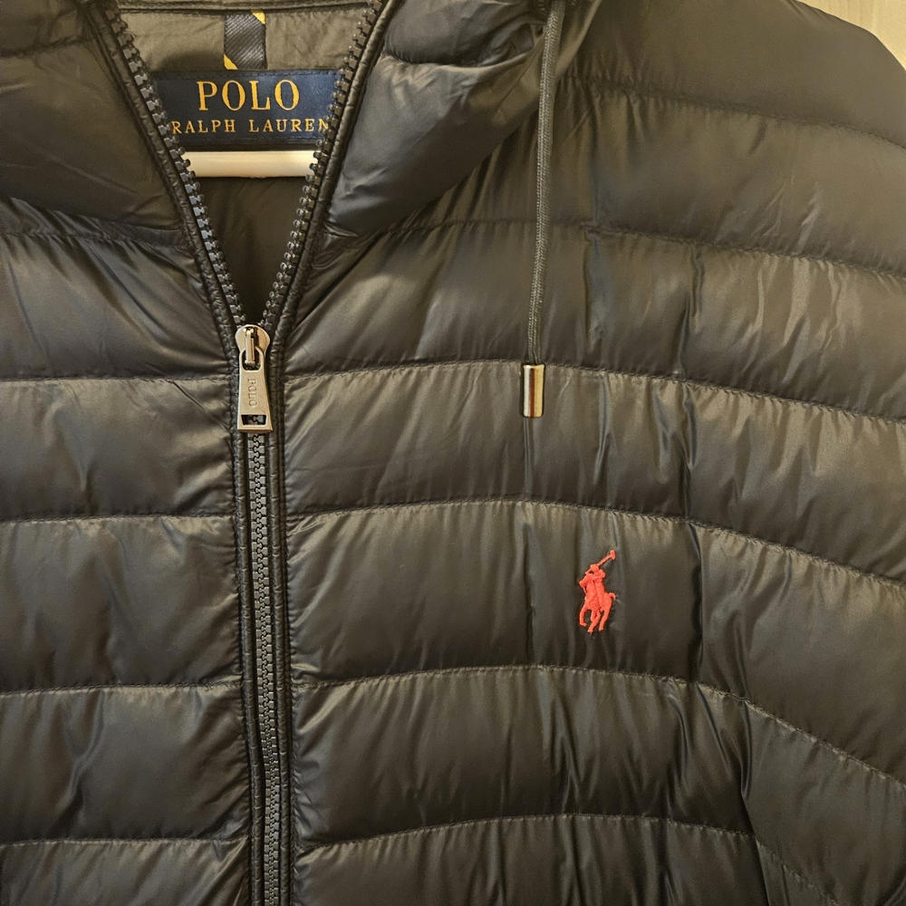 Ralph Lauren Men's Navy Blue Puffer Jacket with Red Logo - Picture 2 of 8